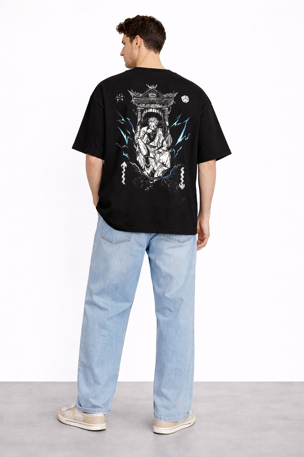 RENVOX Light Wash Straight Fit Denim Jeans